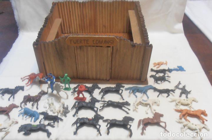 Figuras de goma y PVC: FUERTE COMANSI Y FIGURAS DE PLASTICO - Foto 1