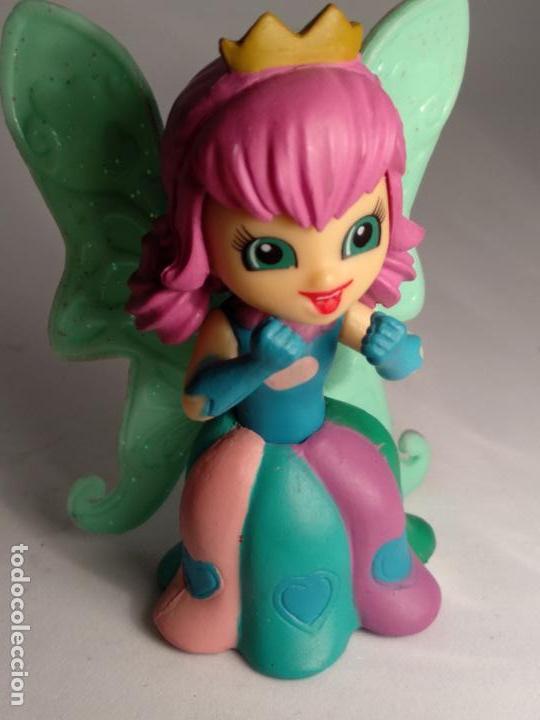 Figuras de goma y PVC: Figura Magiki Princesas del Arcoiris - Foto 1