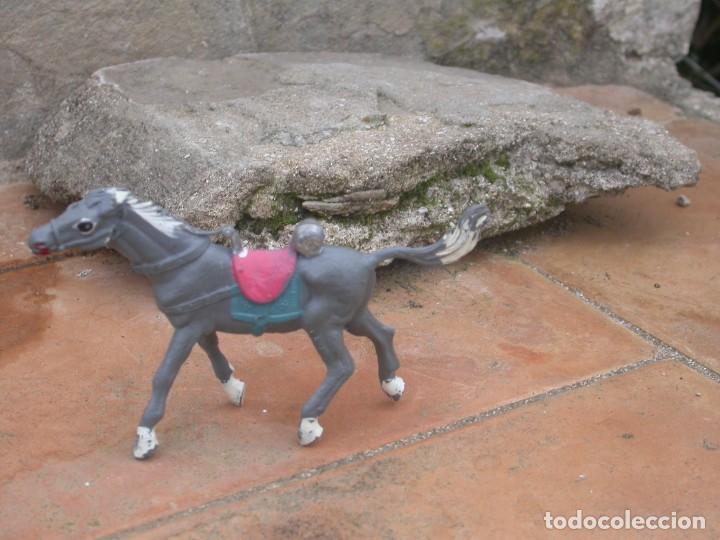 Figuras de goma y PVC: FIGURA COMANSI - Foto 1