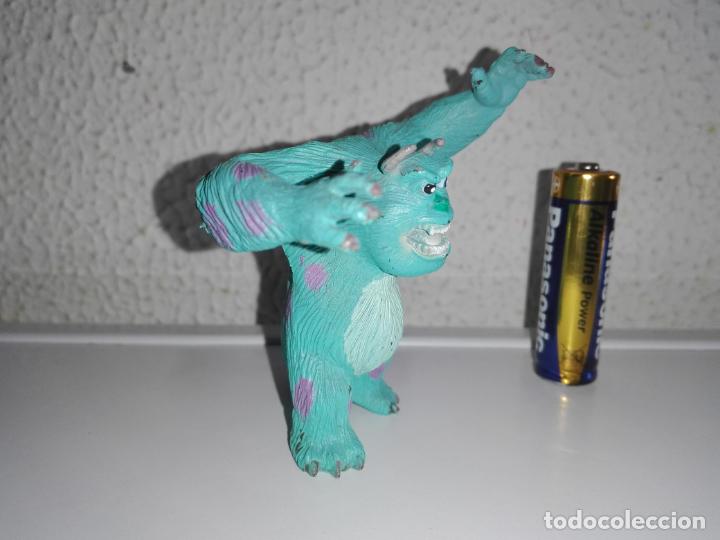 Figuras de goma y PVC: Mu&ntilde;eco figura Sullivan monstruos s a hasbro disney cpp3 - Foto 2