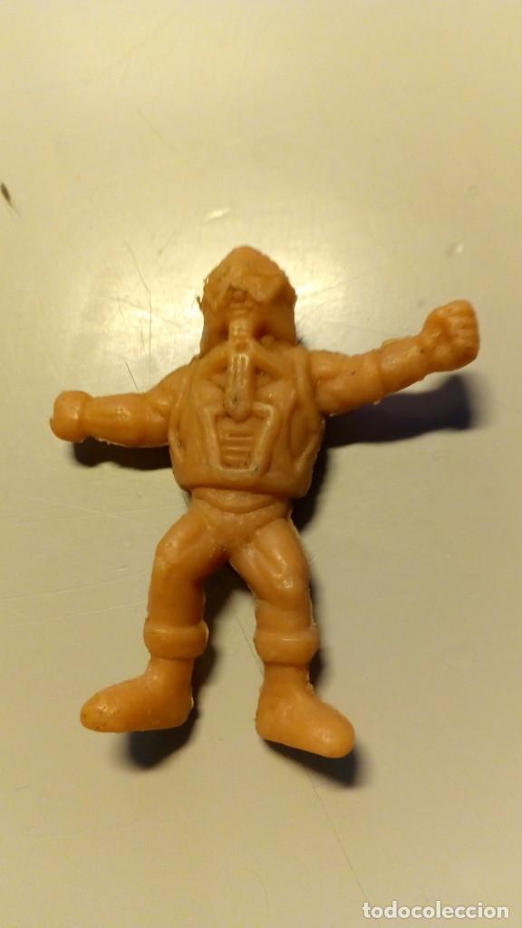 Figuras de goma y PVC: FIGURA DUNKIN (REF. 9) - Foto 1