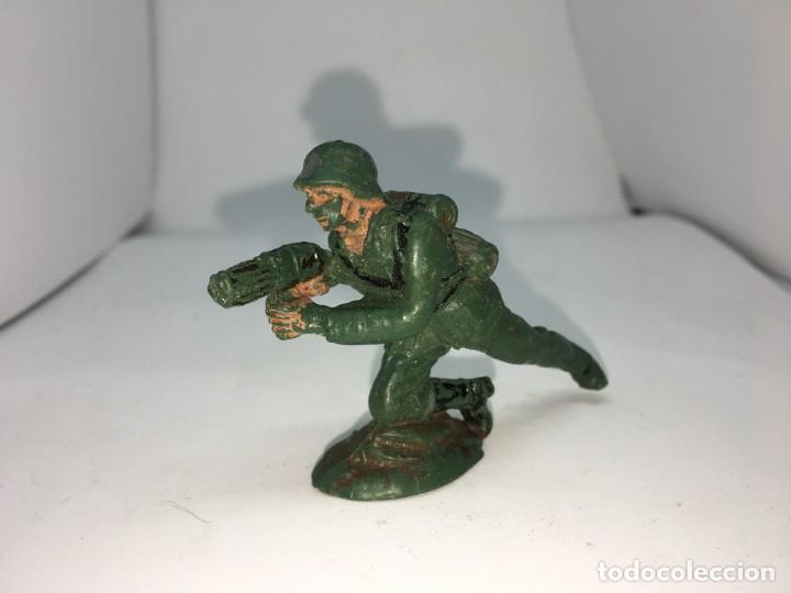 Figuras de goma y PVC: FIGURA ALEMAN DE PECH - Foto 1