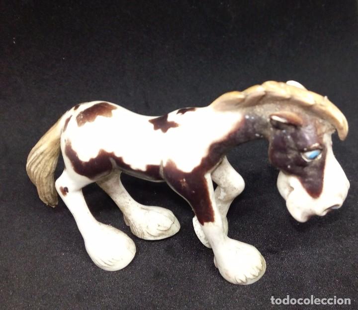 Figuras de goma y PVC: CABALLO LUKY LUKE - Foto 1