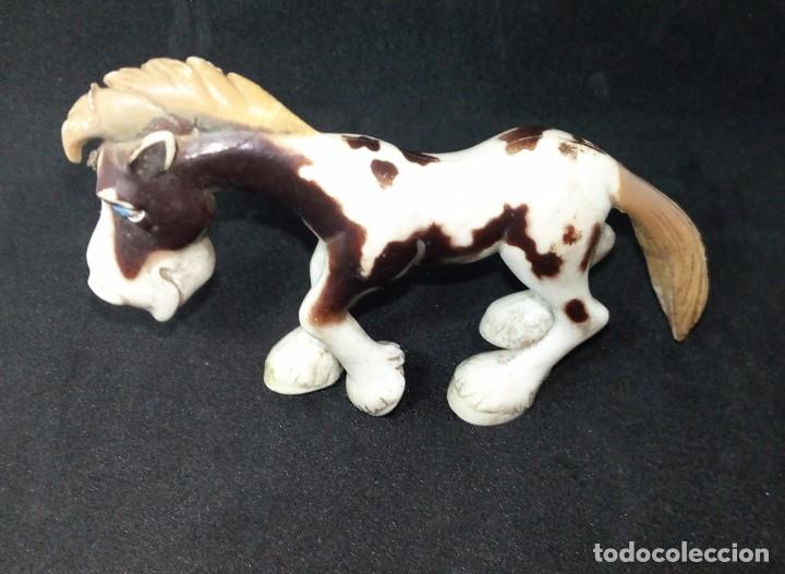 Figuras de goma y PVC: CABALLO LUKY LUKE - Foto 2