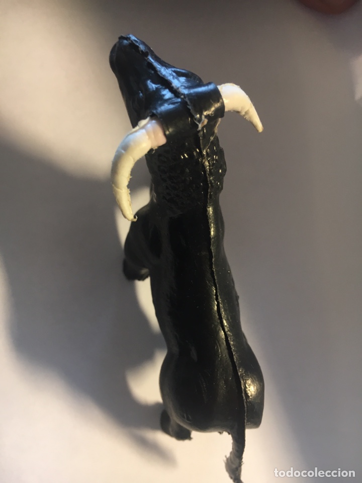 Figuras de goma y PVC: Toro pl&aacute;stico inflado - Foto 3