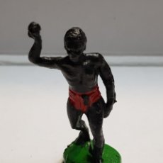 Figuras de Goma y PVC: LAFREDO ÁFRICA MISTERIOSA INDÍGENA PORTEADOR GOMA ESCASO. Lote 146742672