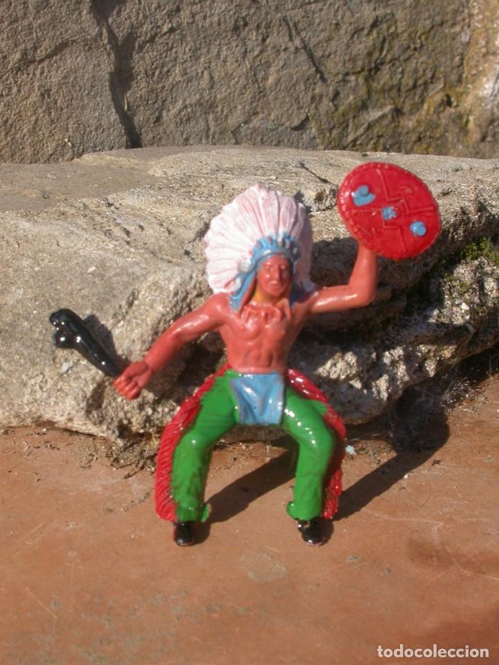 Figuras de goma y PVC: FIGURA SOTORRES - Foto 1