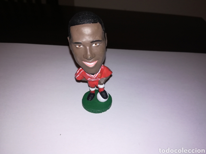 Rubber and PVC Figures: JOHN BARNES JUGADOR DE FUTBOL DEL LIVERPOOL PVC 1995