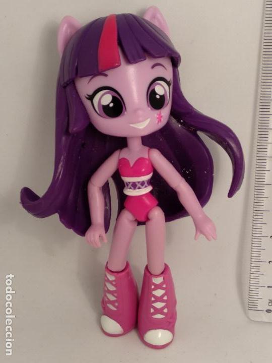 Figuras de goma y PVC: Figura Hasbro 2015 - Foto 1