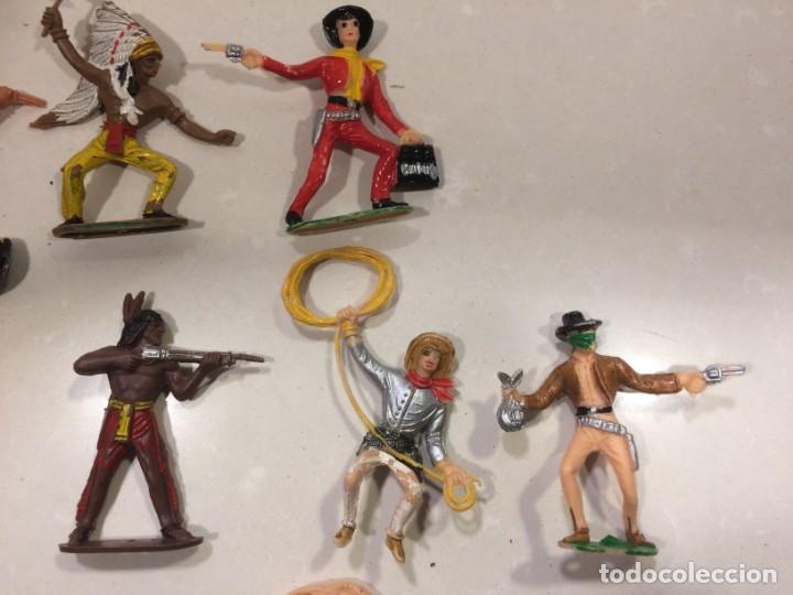 Figuras de goma y PVC: Lote figuras Comansi - Foto 3