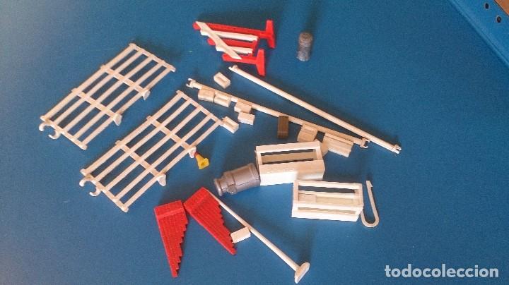 Figuras de goma y PVC: LOTE ACCESORIOS GRANJA BRITAINS - Foto 2