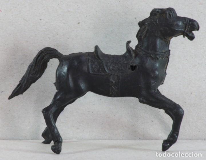 Figuras de goma y PVC: Caballos pl&aacute;stico - Foto 7