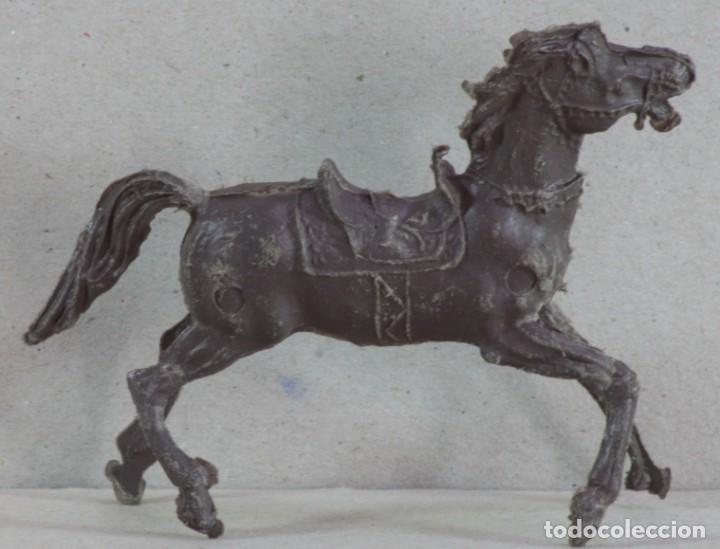Figuras de goma y PVC: Caballos pl&aacute;stico - Foto 9