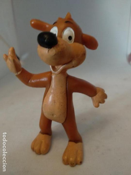 Figuras de goma y PVC: Figura Yolanda perro logos - Foto 1