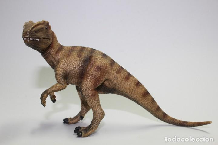 schleich allosaurus