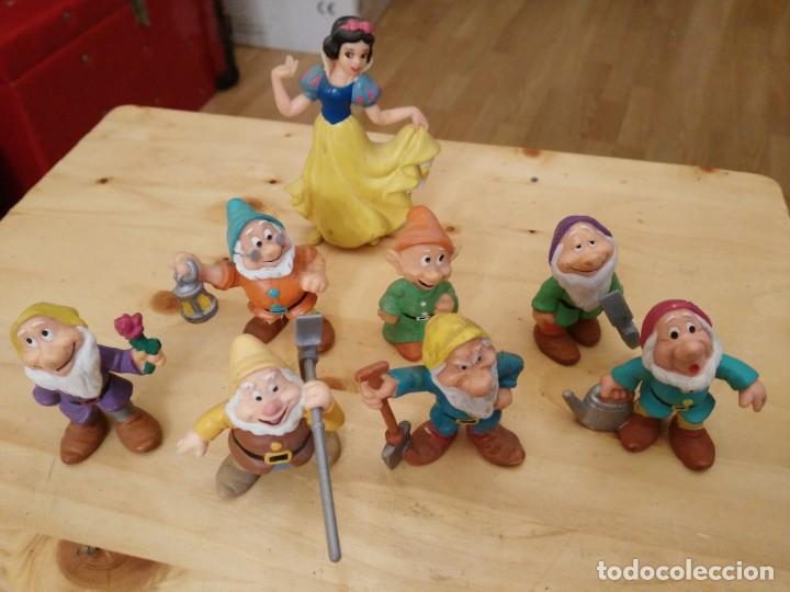 Figuras de goma y PVC: blancanieves y los siete enanitos - bully - bullyland - Foto 1