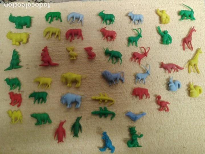 Figuras de goma y PVC: Animales Dunkin - Foto 1