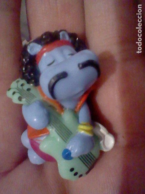 Figuras de Borracha e PVC: KINDER  HIPOPOTAMO ROCK BIGOTE PVC PROMOCIONAL PINTADO MANO CHOCO
