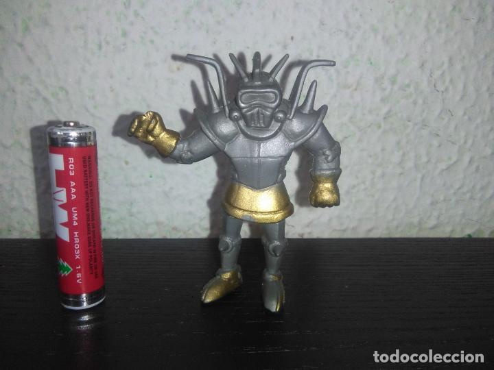 Figuras de goma y PVC: Mu&ntilde;eco figura sylvan el valiente danone      Cpp3 - Foto 1