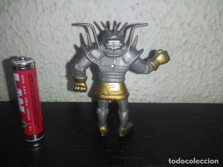 Figuras de goma y PVC: Mu&ntilde;eco figura sylvan el valiente danone      Cpp3 - Foto 3