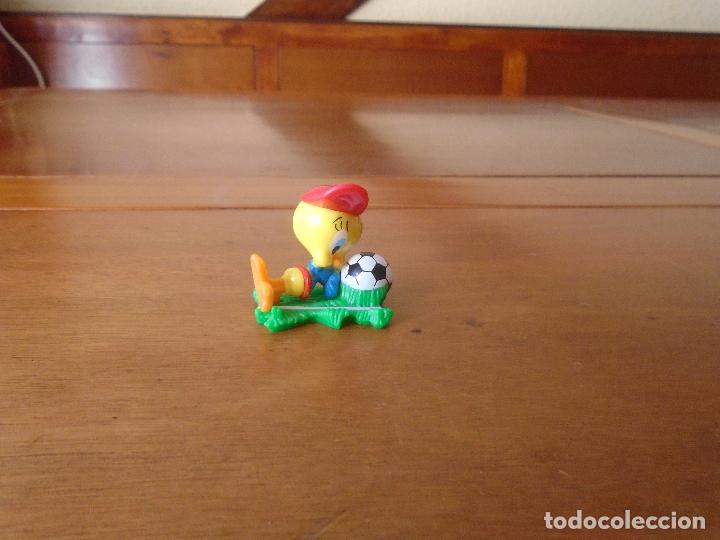 Figuras de goma Kinder: FIGURA KINDER  DE PIOL&Iacute;N - Foto 2