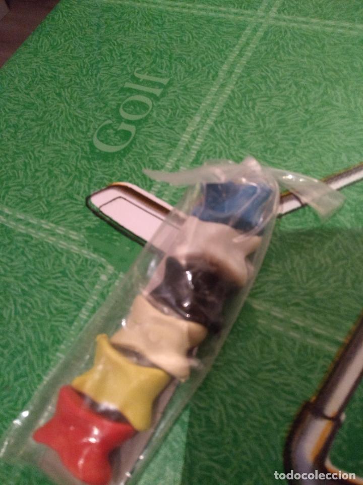 Figuras de goma y PVC: Antiguo juego de tabas - Foto 1