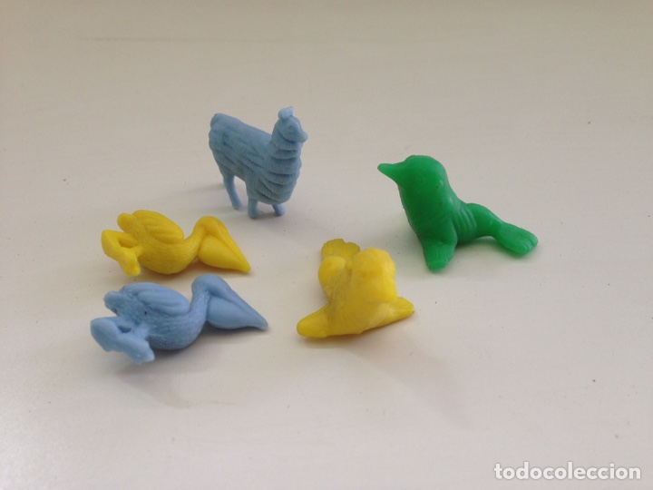Figuras de goma y PVC: LOTE DUNKIN A&Ntilde;OS 60 - Foto 3