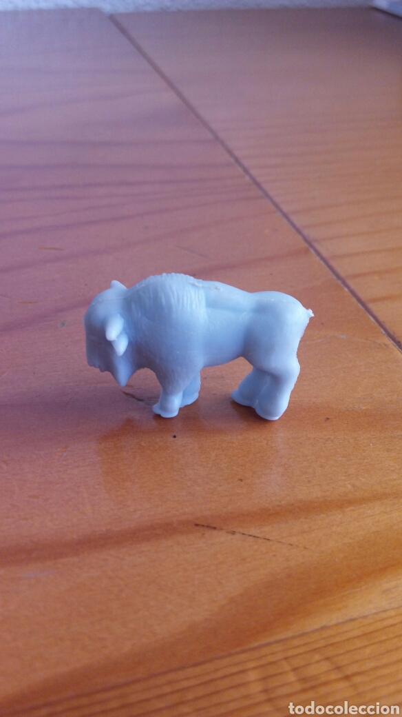 Figuras de goma y PVC: Figura Dunkin Animal Bisonte. - Foto 1