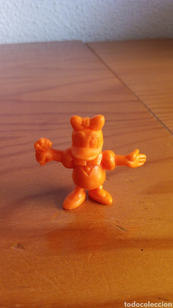 Figuras de goma y PVC: Figura Dunkin Daisy Disney - Foto 1