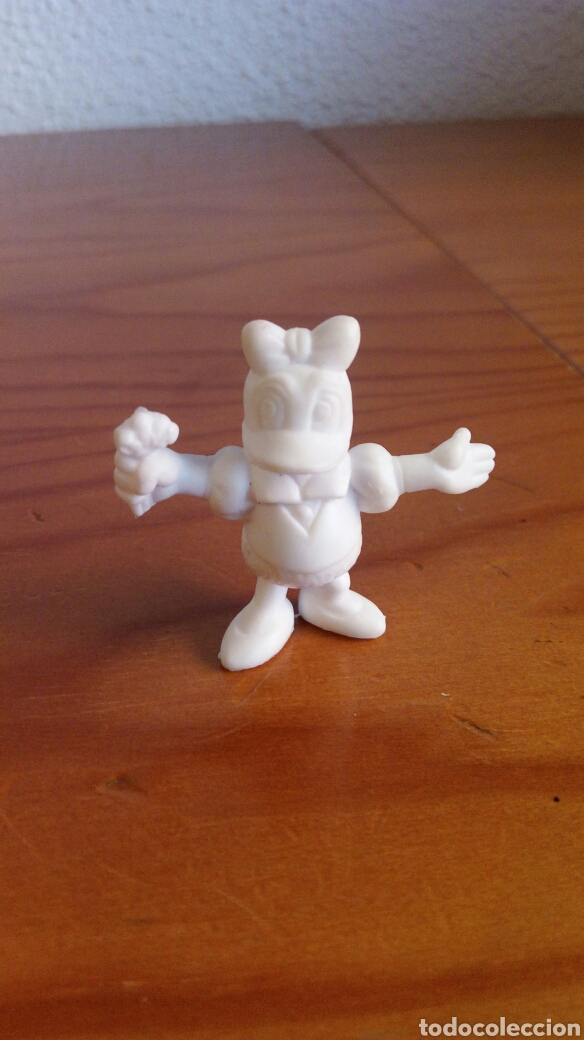 Figuras de goma y PVC: Figura Dunkin Daisy Disney - Foto 1
