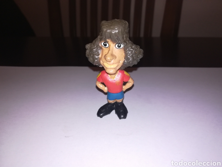 Figuras de goma y PVC: CARLES PUYOL DEFENSA DEL BARCELONA Y LA SELECCI&Oacute;N DE ESPA&Ntilde;A DE FUTBOL EUROCOPA 2008