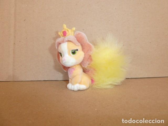 Figuras de goma y PVC: Figura perrita terciopelo - Foto 5