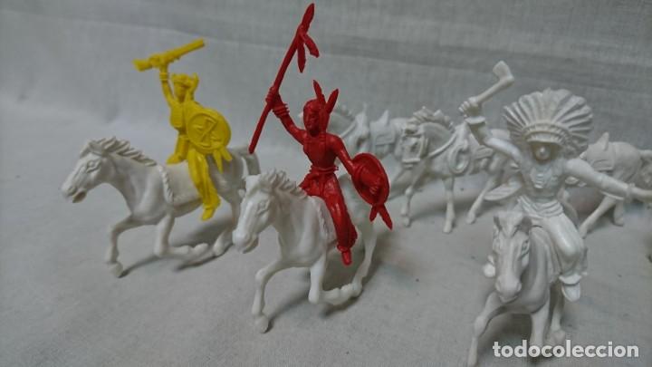 Figuras de goma y PVC: LOTE INDIOS Y VAQUEROS PL&Aacute;STICO TIPO COMANSI - Foto 4