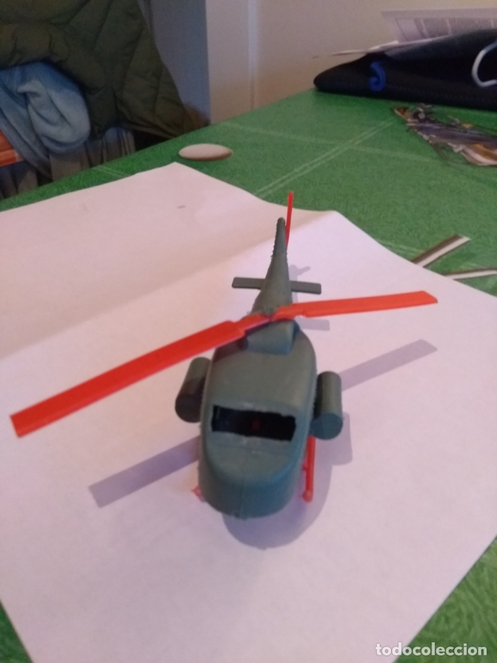 Figuras de goma y PVC: ANTIGUO HELICOPTERO............ - Foto 2