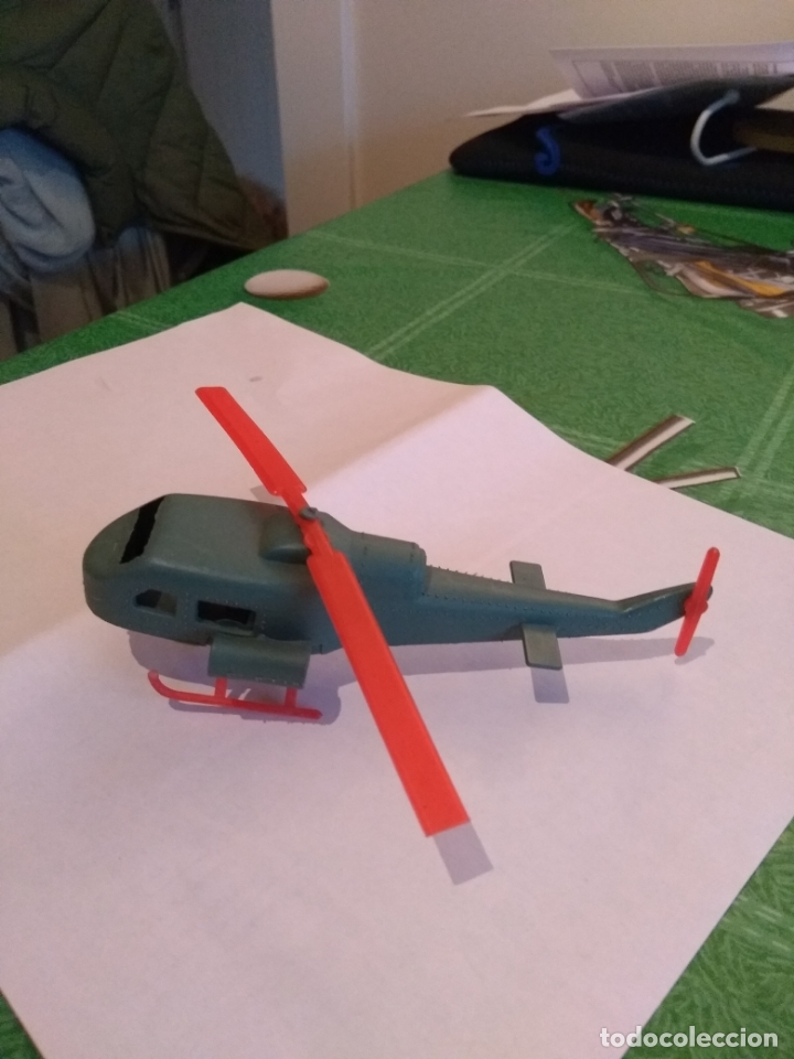 Figuras de goma y PVC: ANTIGUO HELICOPTERO............ - Foto 3