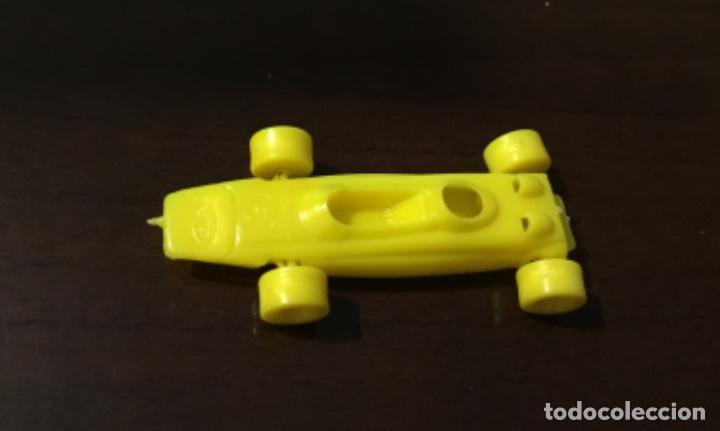 Figuras de goma y PVC: Antiguo b&oacute;lido pl&aacute;stico - Foto 2