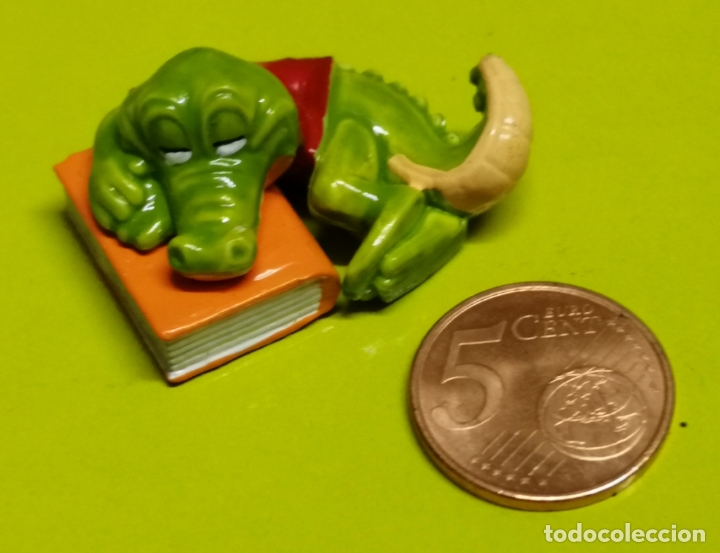 Figuras de goma y PVC: FIGURA MINI DE PL&Aacute;STICO / PVC - Foto 1