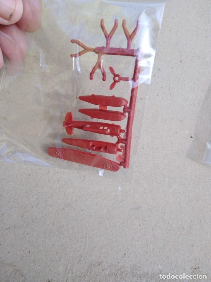 Figuras de goma y PVC: colada montaplex avion - Foto 1