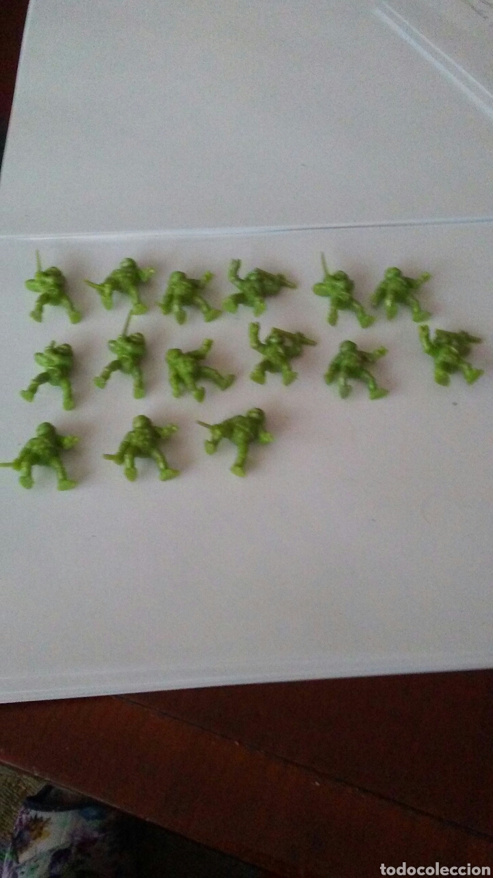 Figuras de goma y PVC: Bolsa de 15 mini tortugas Ninja de Comansi ,miden3 cent. - Foto 1