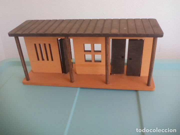 Figuras de goma y PVC: COMANSI PIEZA DEL FUERTE DEL OESTE DE MADERA - Foto 1