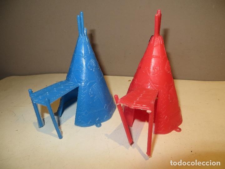 Figuras de goma y PVC: 2 TIPY DE PLASTICO,PUEDE SER DE COMANSI - Foto 1