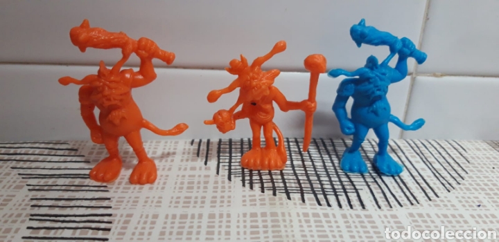 Figuras de goma y PVC: Ewoks pvc - Foto 1