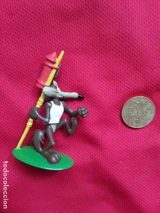 Figuras de goma y PVC: EL COYOTE - CROCO - LONDON W4 - WILE E. COYOTE