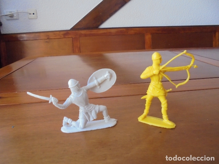 Figuras de Goma y PVC: LOTE DE SOLDADOS MEDIEVALES