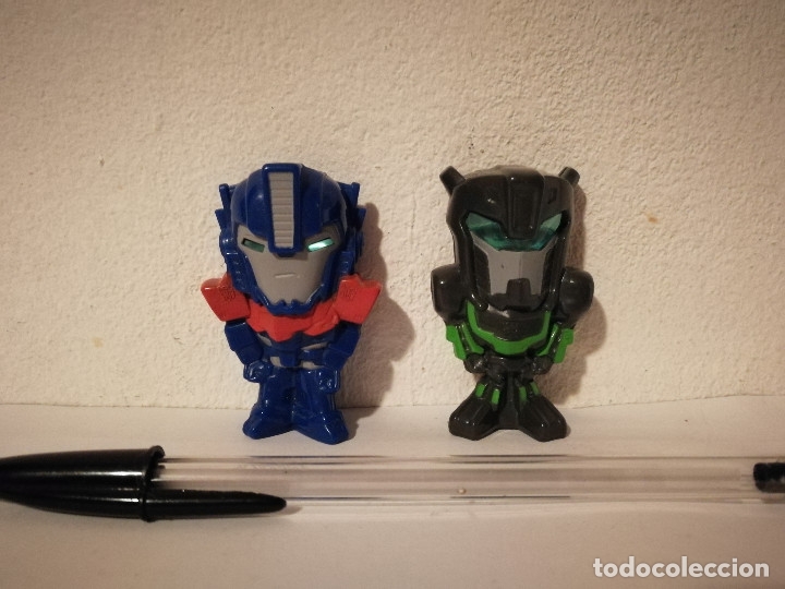 Figuras de goma y PVC: 2 FIGURAS TRANSFORMERS - PVC - ROBOT - Foto 1