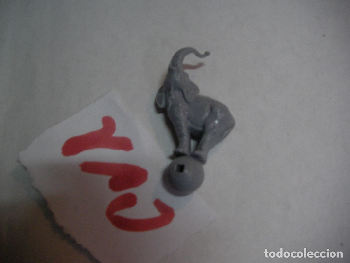 Rubber and PVC Figures: ELEFANTE ACROBATA CIRCO - ENVIO INCLUIDO A ESPA&Ntilde;A