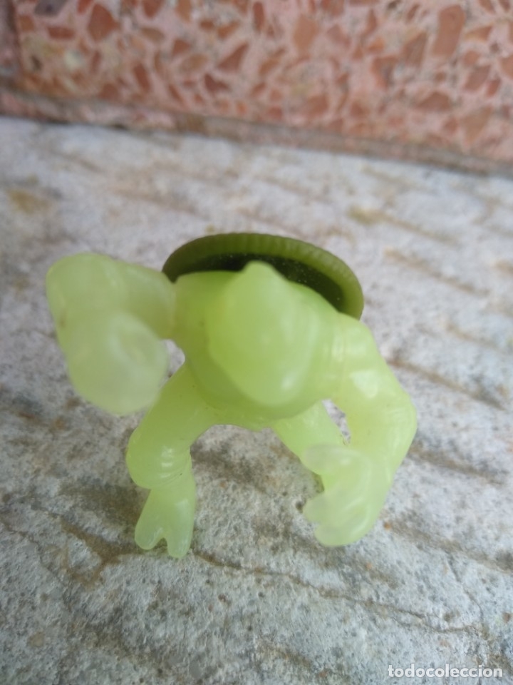 Figuras de goma y PVC: Mu&ntilde;eco tipo Dunkin tortuga ninja - Foto 2