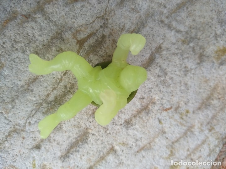 Figuras de goma y PVC: Mu&ntilde;eco tipo Dunkin tortuga ninja - Foto 4