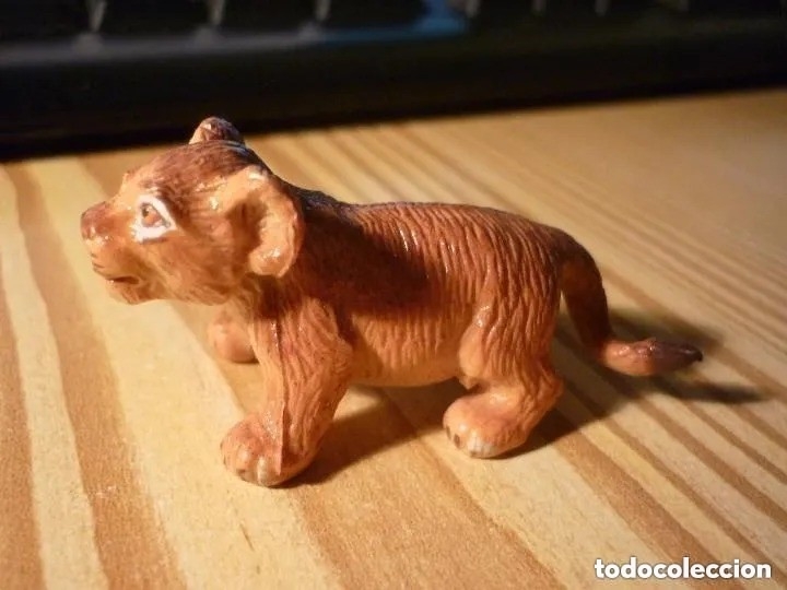 Figuras de goma y PVC: FIGURA CACHORRO DE LE&Oacute;N - COMANSI - Foto 1