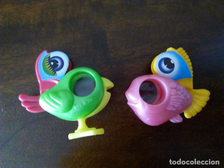 Figuras de goma Kinder: Pez y Lorito Lupa. - Foto 2